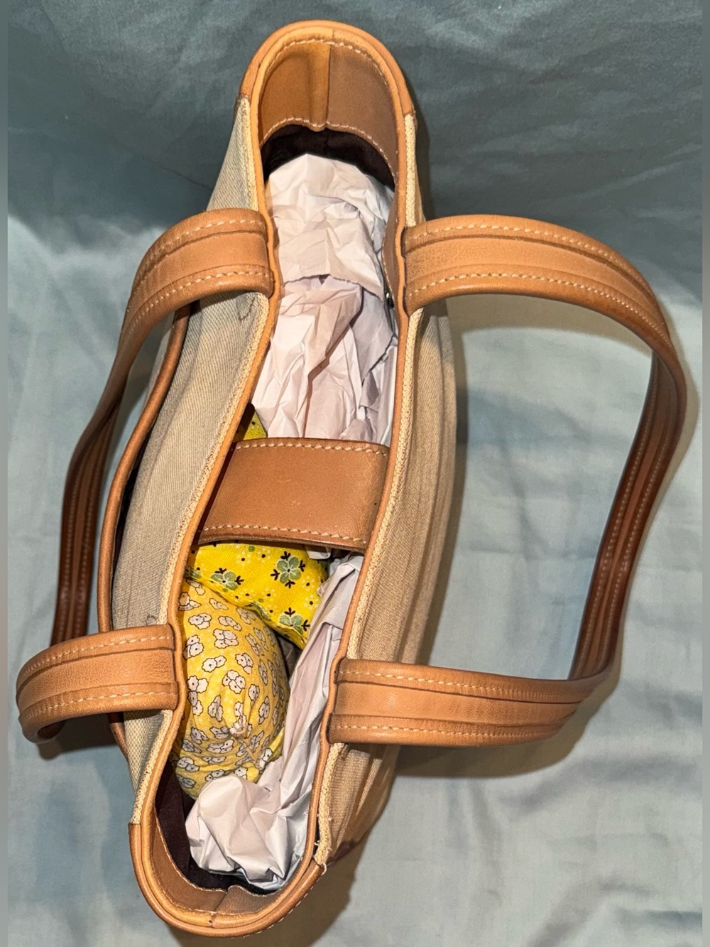 Coach Bleecker Canvas Bucket Tote / Tote Bag Vintage Manufactured December 1999 - Picture 6 of 13